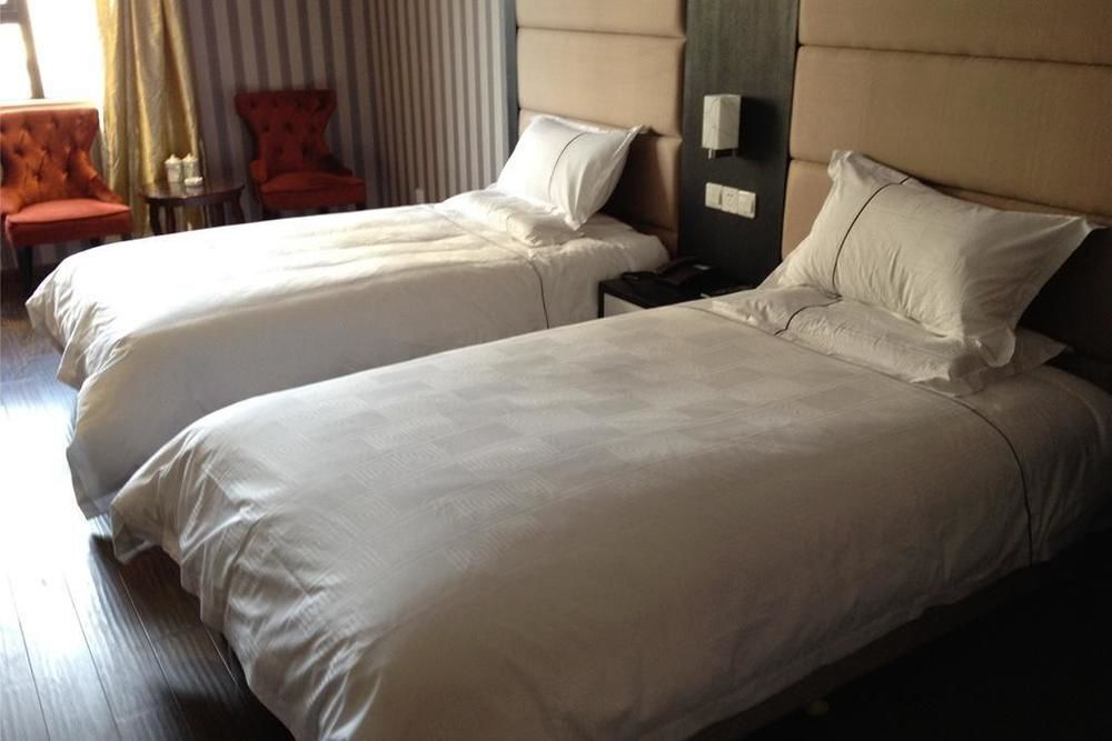 Шанхай: FX Hotel Xizangbei Road
