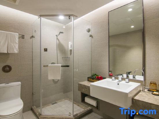 Пекин: Home Inn Plus (Beijing Changping Government Street Metro Station)