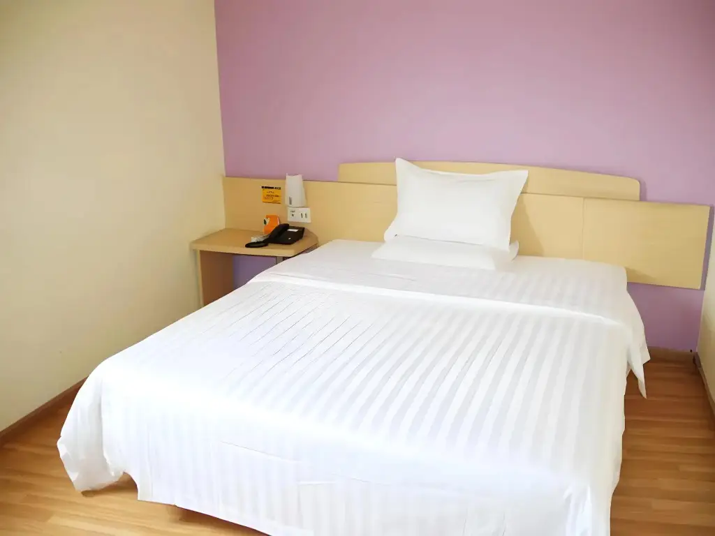 Ухань: 7 Days Inn Wuhan Jianghan Road Subway Station Branch
