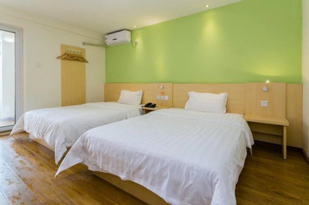 Чэнду: 7 Days Inn Chengdu Chengyu Flyover Metro Station Branch