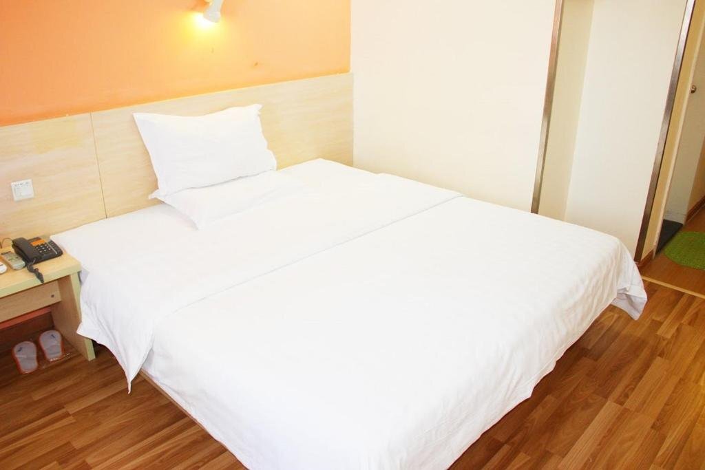 Пекин: 7 Days Inn Beijing Wuzi University Subway Station Jinyu Road