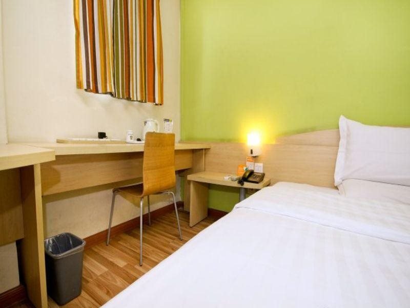 Сиань: 7 Days Inn Xian Jin Hua Road Tong Hua Gate Subway Station