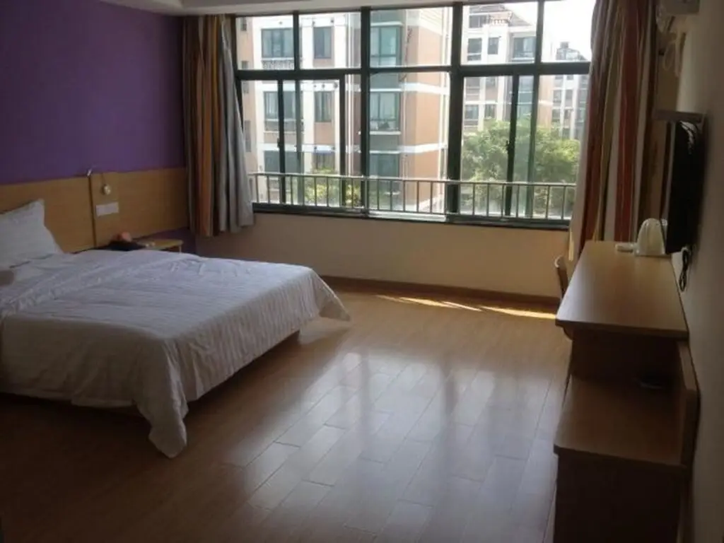 Шанхай: 7Days Inn Shanghai Jinshan City Beach