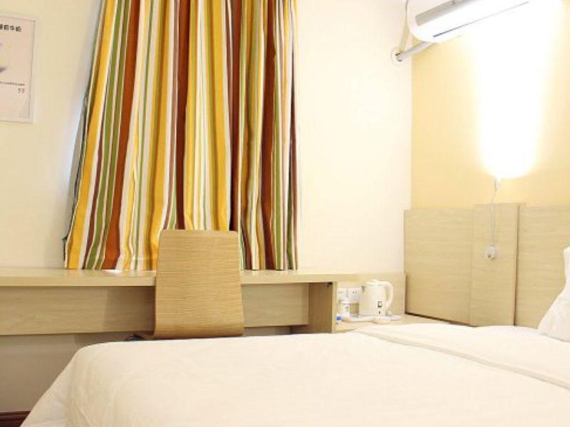 Чэнду: 7Days Inn Chengdu Wenshu CourtyaRoad Railway Station
