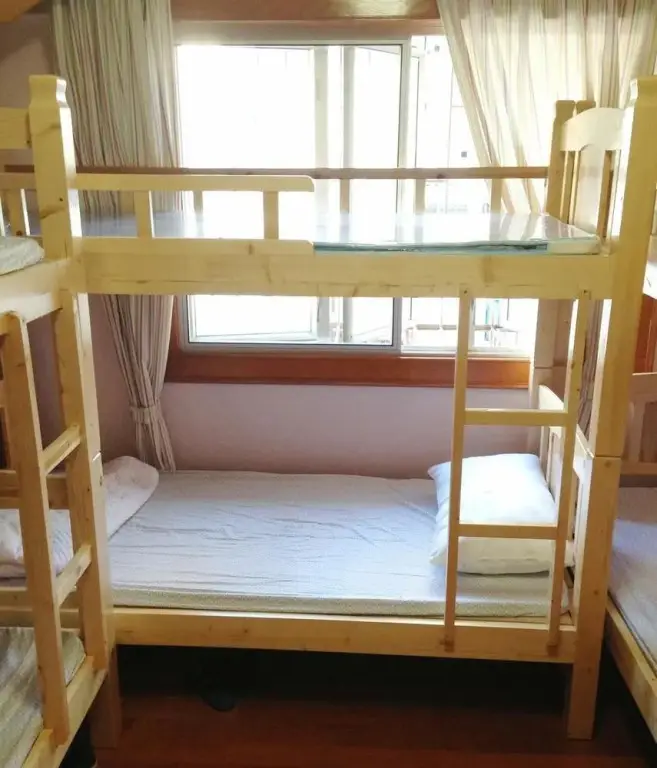 Шэньчжэнь: Shenzhen On The Road Youth Hostel