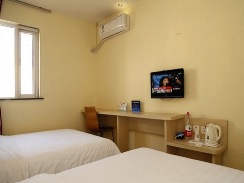 Пекин: 7 Days Inn Beijing Guanzhuang Subway Station
