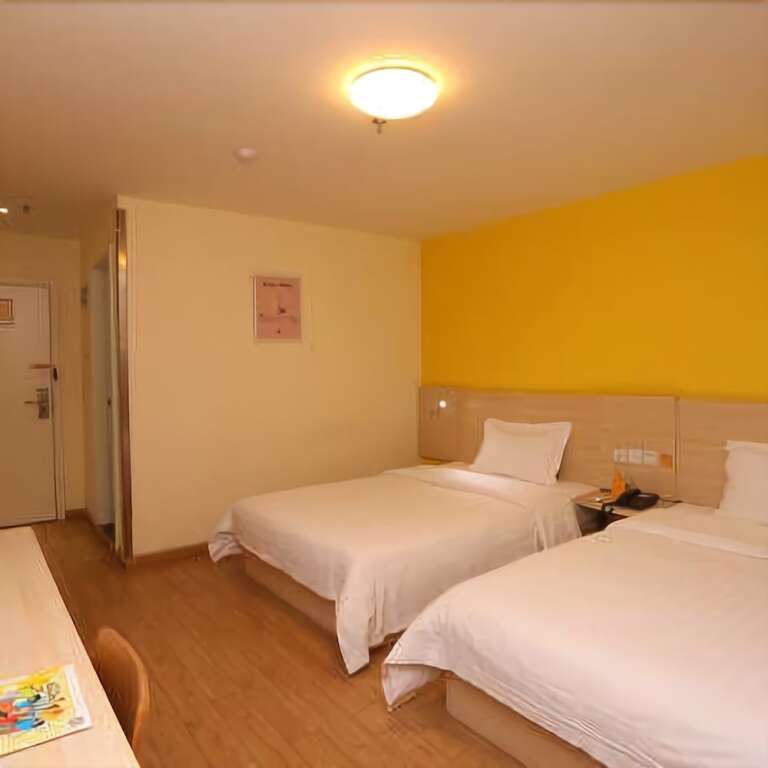 Чэнду: 7 Days Inn Chengdu Shuangliu Airport Taqiao Road Branch