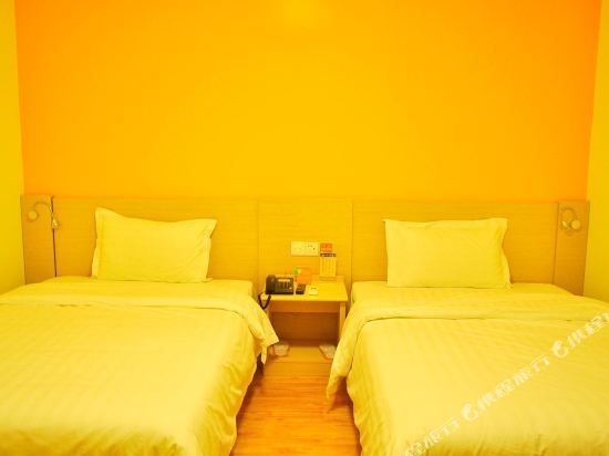 Тайюань: 7Days Inn Taiyuan Pingyang Road Pingyang Business and Trade Plaza
