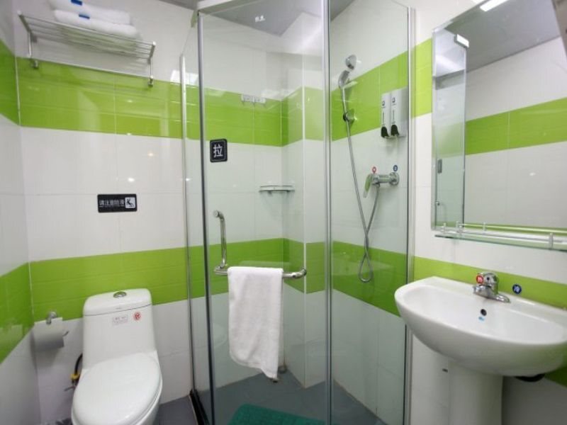 Чэнду: 7 Days Inn Chengdu Fusenmei Jiaju Chuanshan Road Branch