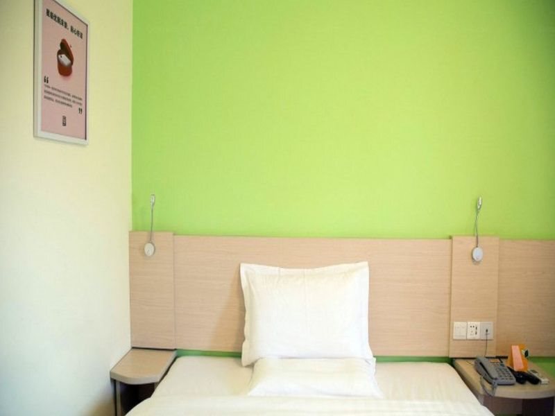 Сиань: 7Days Inn Xi'an Fengcheng Road Number Four Airport Shuttle Bus Station