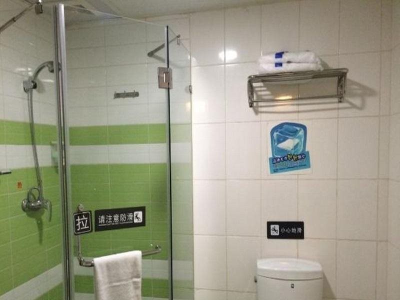 Пекин: 7 Days Inn Beijing Wukesong Branch
