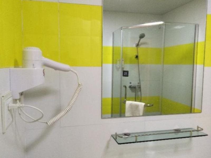 Циндао: 7Days Inn Qingdao Train Station Zhanqiao