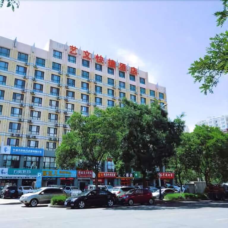 7 Days Inn — фото 1
