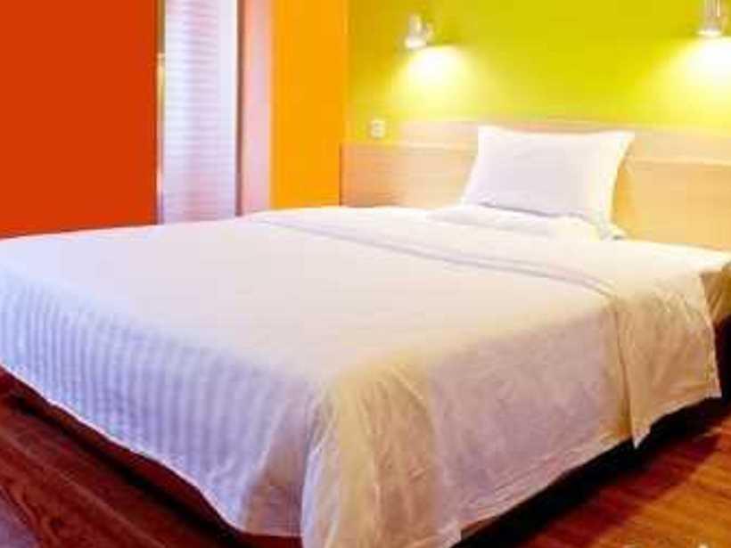 Фошань: 7 Days Inn Foshan Zumiao Metro Station