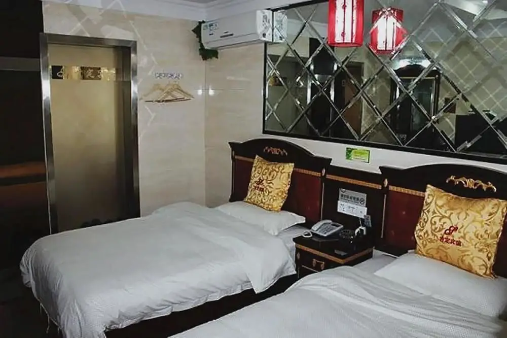 Нанкин: Kending Hotel Heping Studios Branch