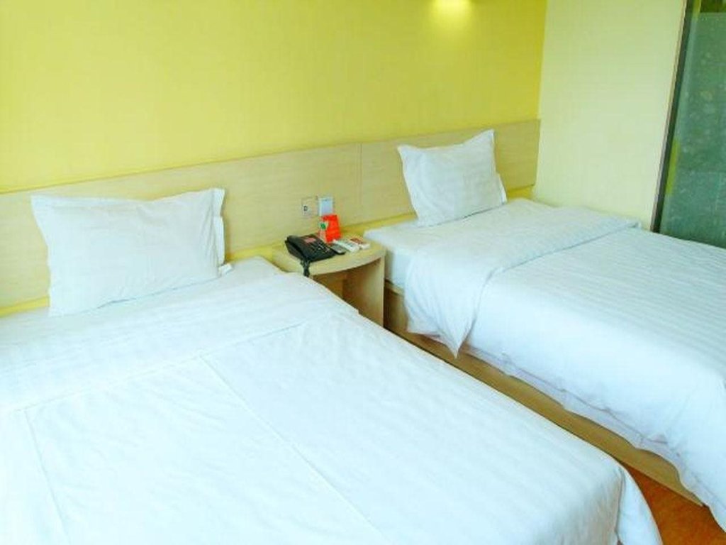 Шанхай: 7 Days Inn Shanghai Xinzhuang Subway Station Cloud Nine Shopping Mall Branch