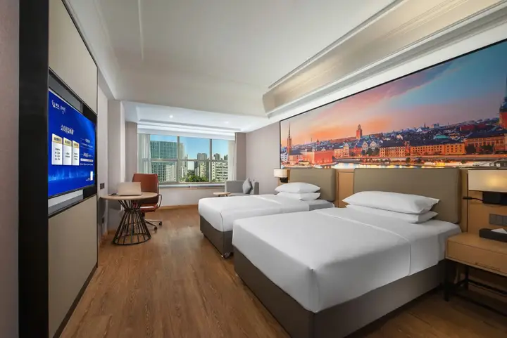 Шэньчжэнь: Vienna Hotel (Shenzhen Shiyan Shilong Community)