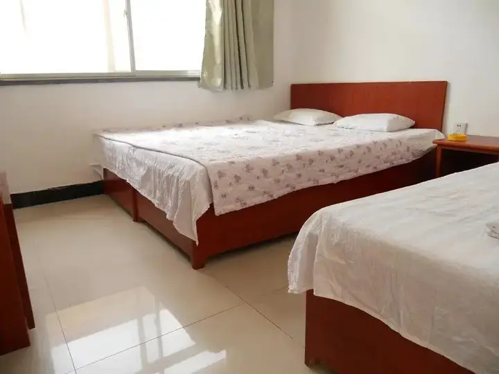 Циньхуандао: Bei Dai He Jing Hua Hostel