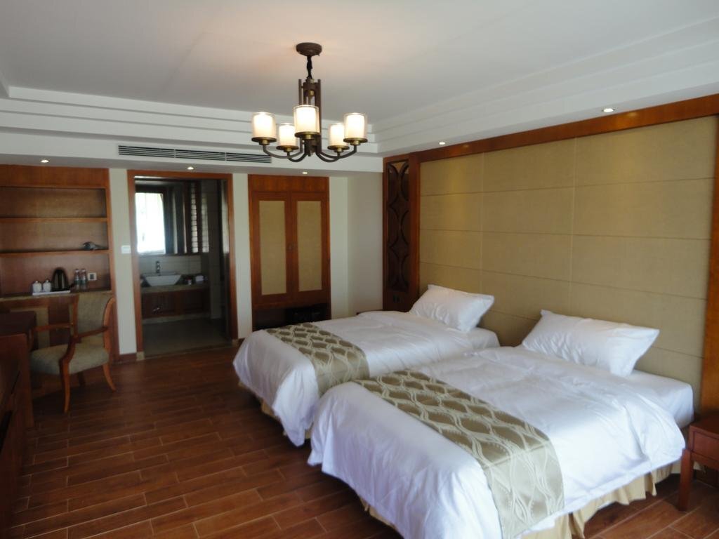 Naqin Geological Ocean Park Hotel — фото 1