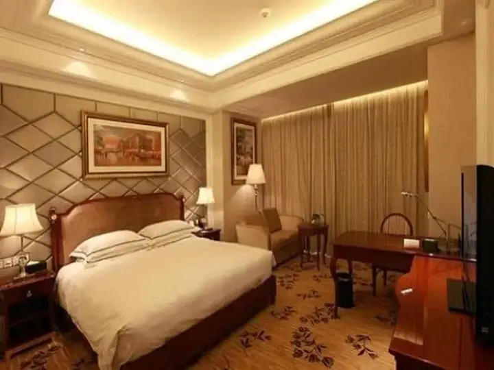 Наньтун: Jinshi International Hotel