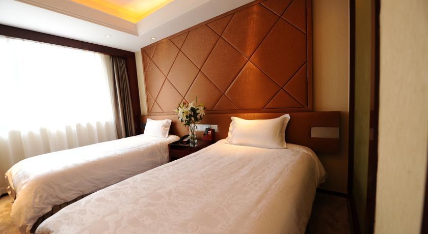 Шанхай: Lianchu Happiness Hotel