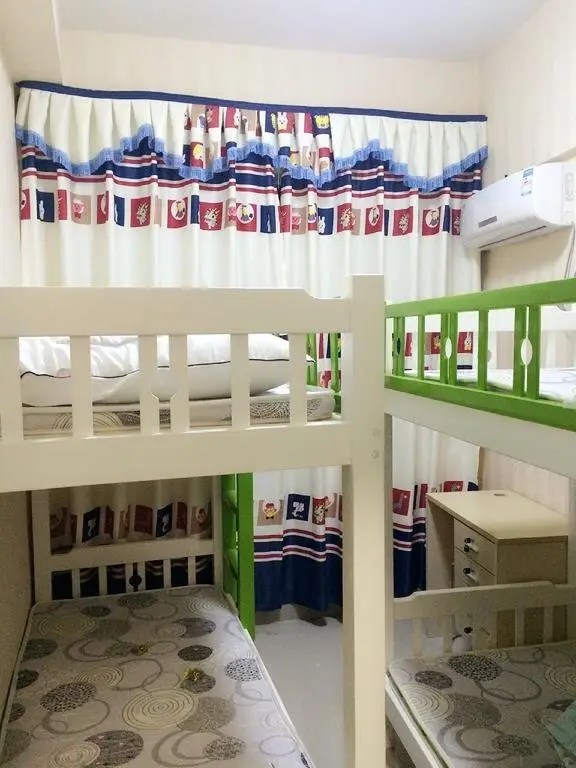 Шэньчжэнь: 8090 Youth Hostel