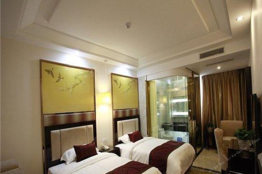 Чэнду: Chengdu Golden Cube Hotel