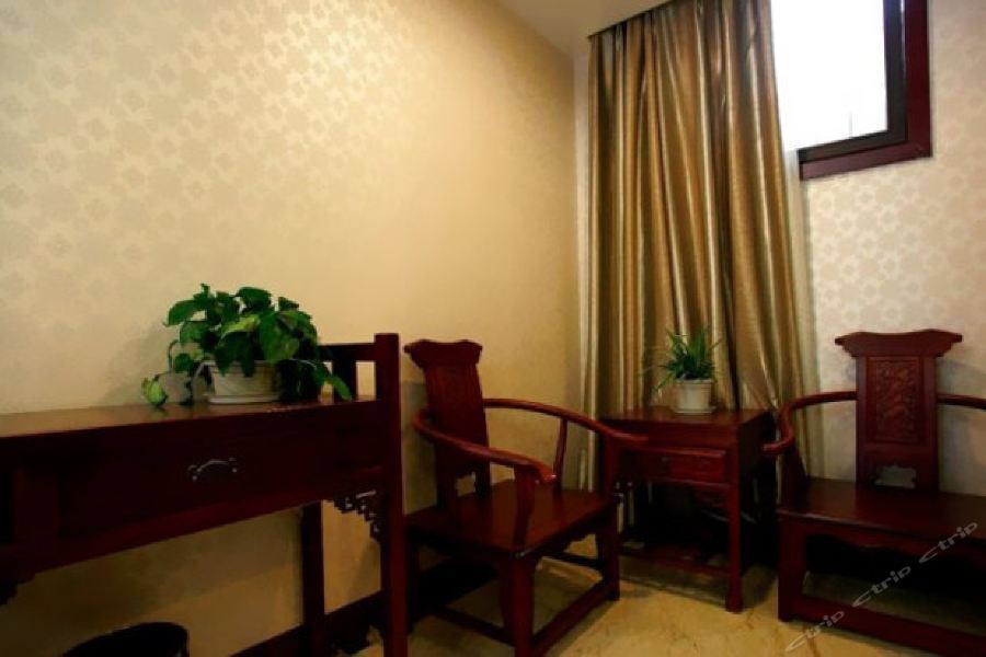 Чэнду: Chengdu Golden Cube Hotel