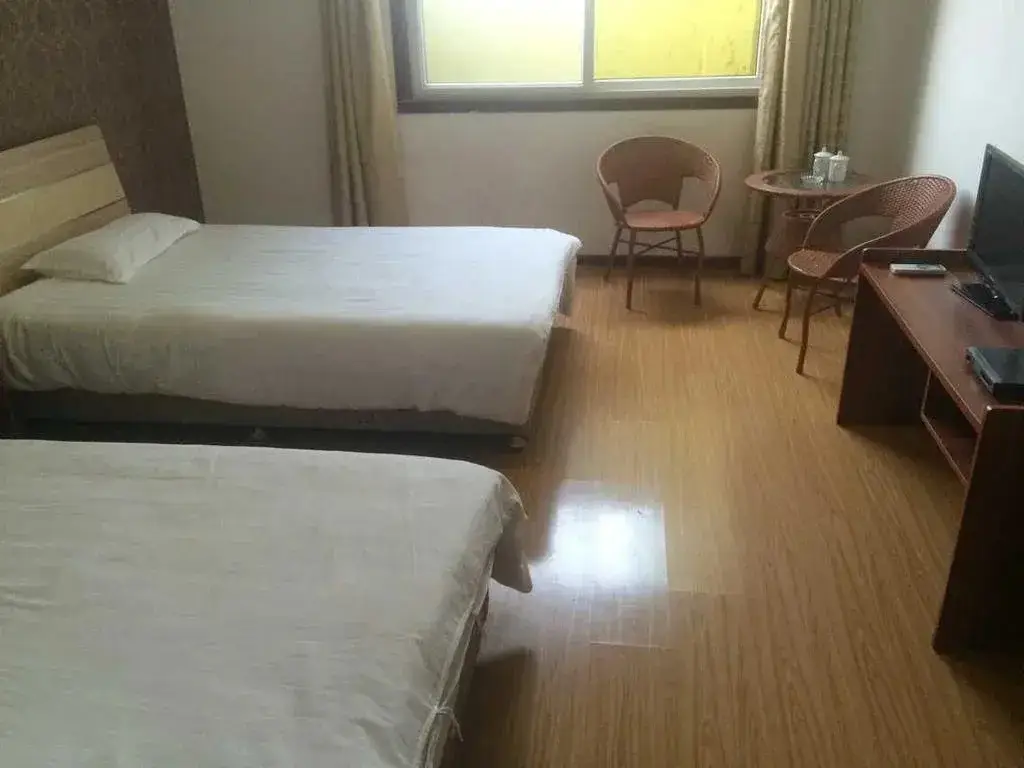 Циндао: Qingdao Guanhaichao Business Hotel