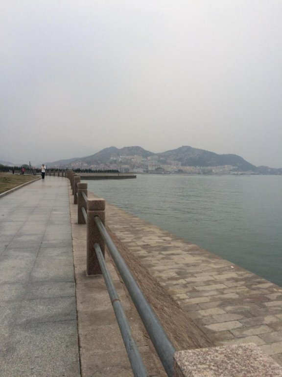 Циндао: Qingdao Guanhaichao Business Hotel