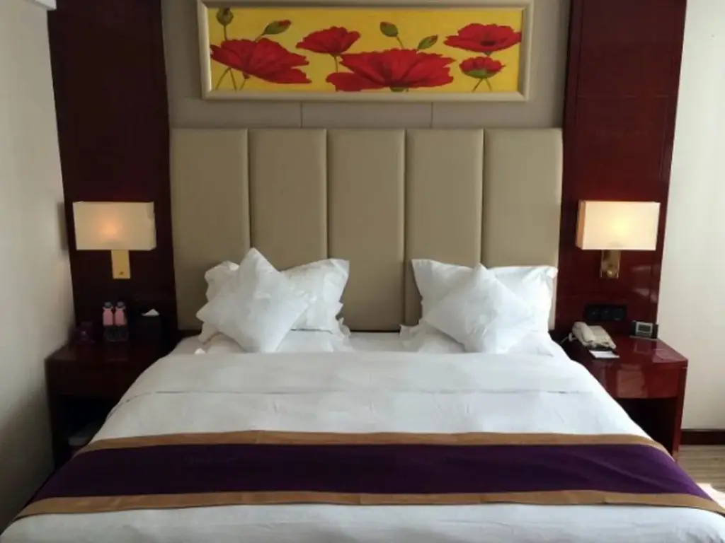Шэньян: Northeast Hotel