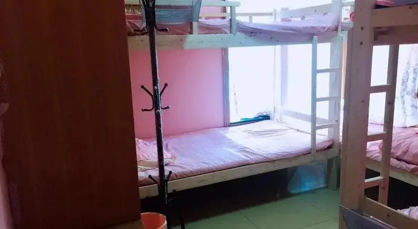 Шэньчжэнь: Youth Sunshine Hostel