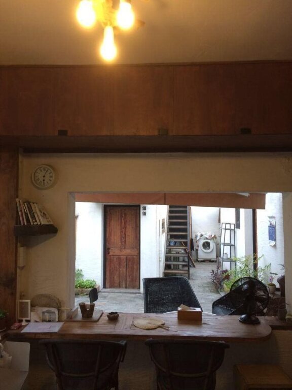 Шанхай: The Tile Guesthouse in Zhujiajiao ancient town Shanghai