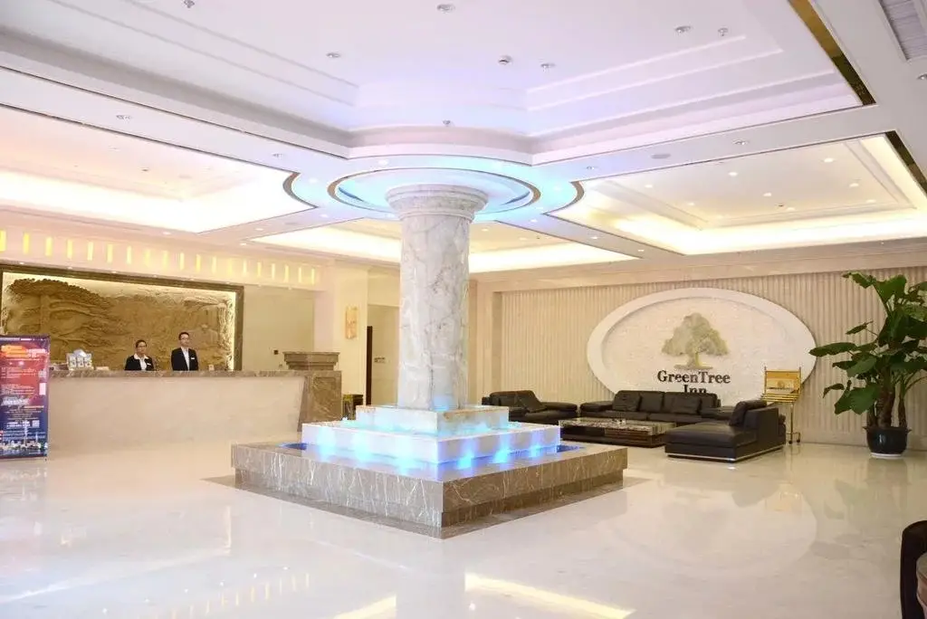 GreenTree Inn Wuxi Yixing East Longtan Road Dongjiu Business Hotel — фото 1