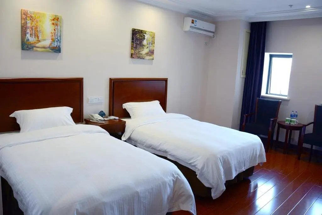 Уси: GreenTree Inn Wuxi Yixing East Longtan Road Dongjiu Business Hotel
