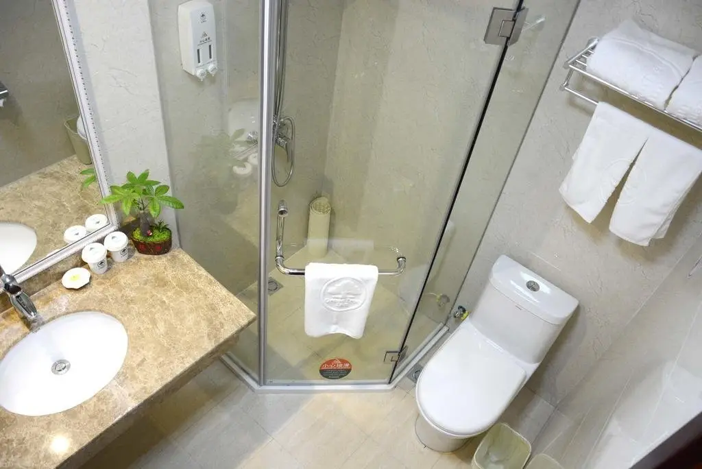 Уси: GreenTree Inn Wuxi Yixing East Longtan Road Dongjiu Business Hotel
