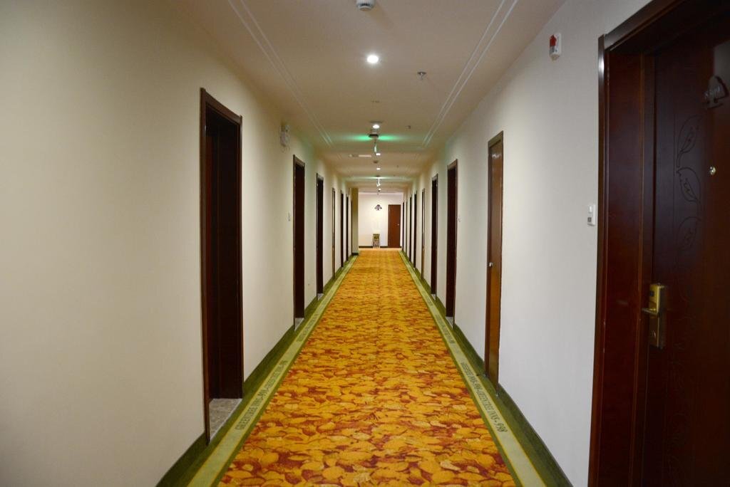 Уси: GreenTree Inn Wuxi Yixing East Longtan Road Dongjiu Business Hotel