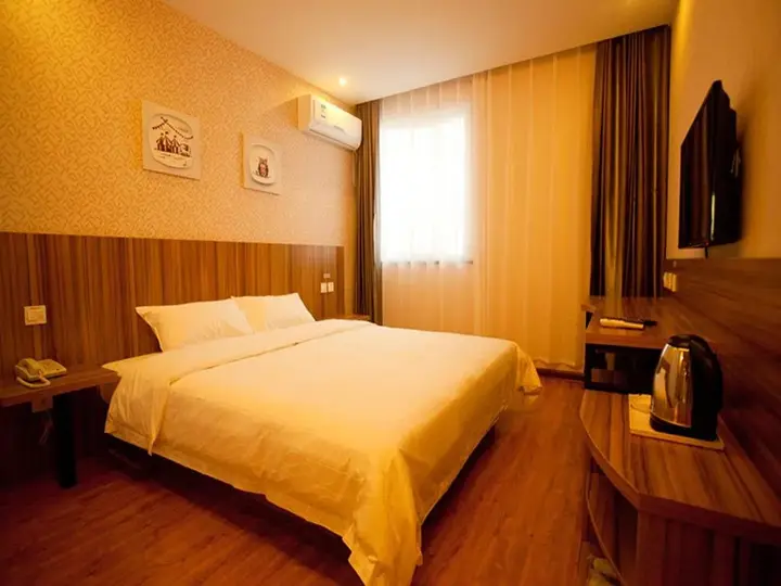 Баодин: Eaka 365 Hotel Baigouxincheng Branch