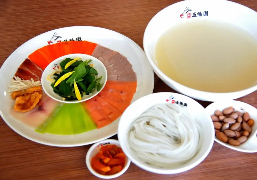 Куньмин: Howard Johnson City of Flower Hotel Kunming