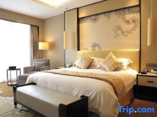 Цюйчжоу: Jiangshan Jinling Grand Hotel