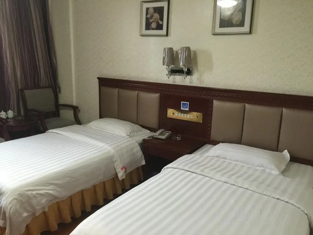 Гуанчжоу: Golden Coast Hotel