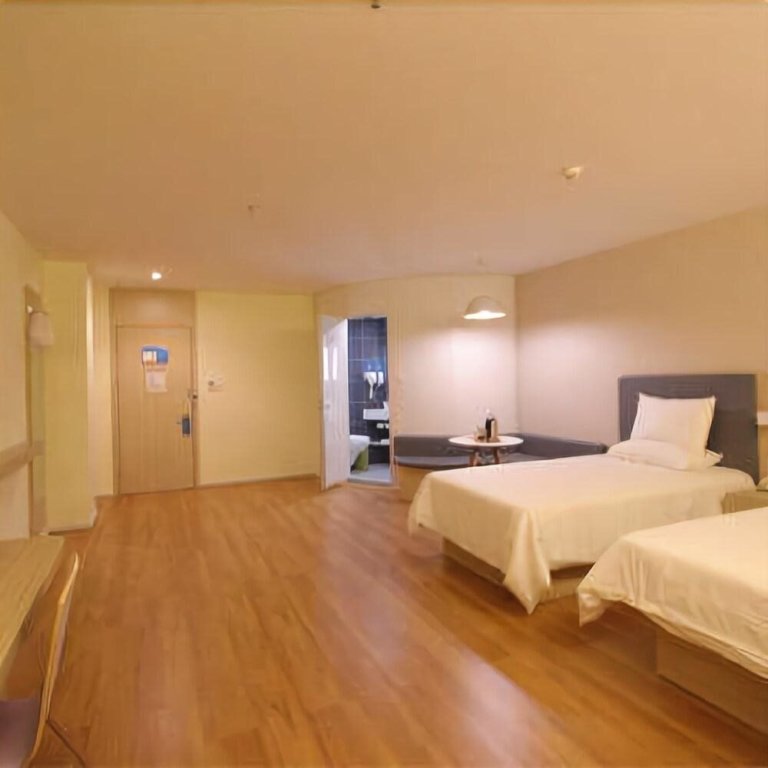 Наньчан: Hanting Hotel Nanchang Honggutan Cuiyuan Road