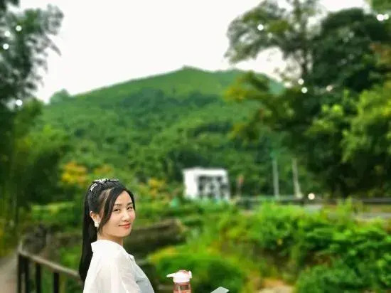 Хучжоу: Deqing Shanyinju Country House