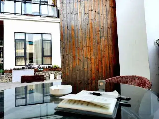 Хучжоу: Deqing Shanyinju Country House