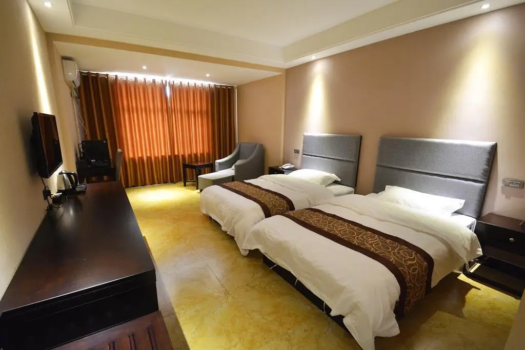 Чжэнчжоу: DengFengPuRui Hotel