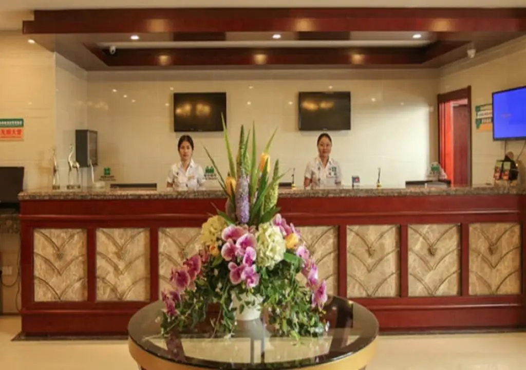 Хэфэй: GreenTree Inn Anhui Hefei Railway Station Baowen Building Express Hotel