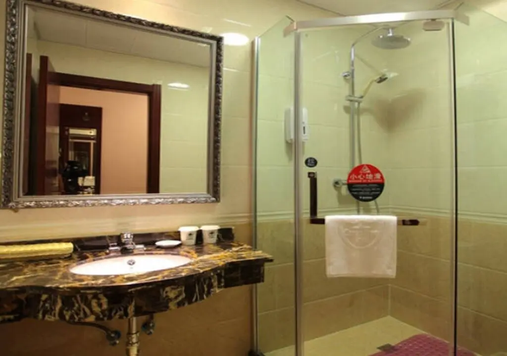 Хэфэй: GreenTree Inn Anhui Hefei Railway Station Baowen Building Express Hotel