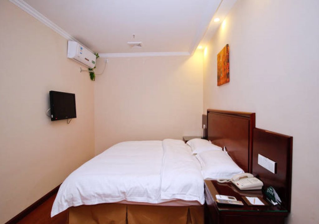 Хэфэй: GreenTree Inn Anhui Hefei Railway Station Baowen Building Express Hotel