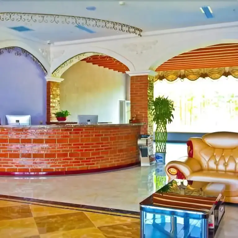 Яньтай: Prague Town Hotel