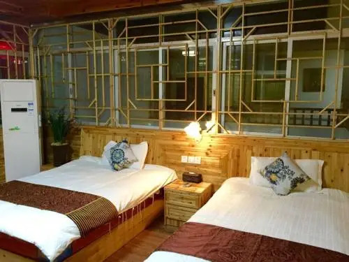 Жангжоу: Nanjing Tulou Maoyuan Inn